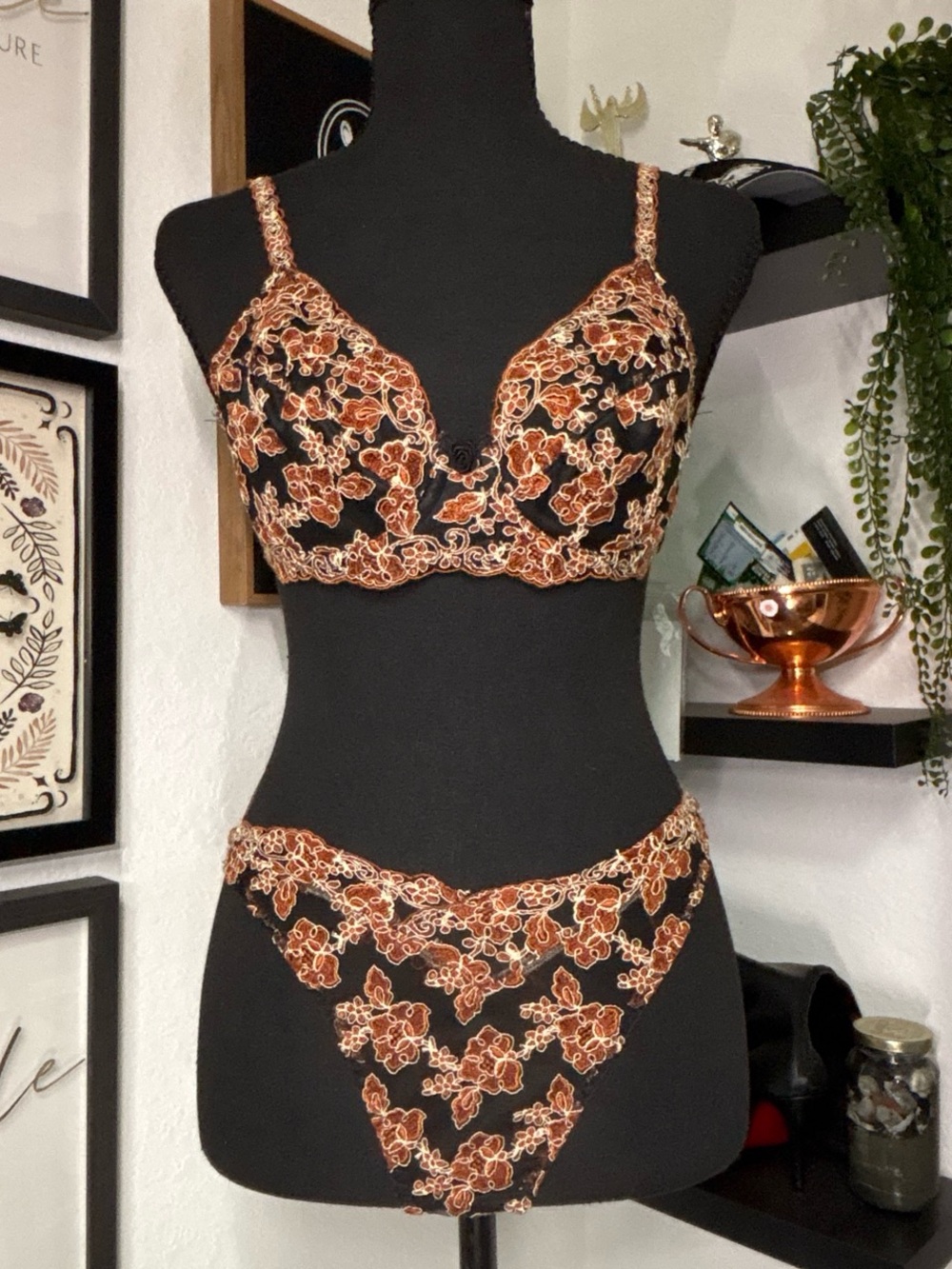 90s Vintage Wacoal Onvieve Set Floral Copper Metallic Mesh 34B Bra Thong Small